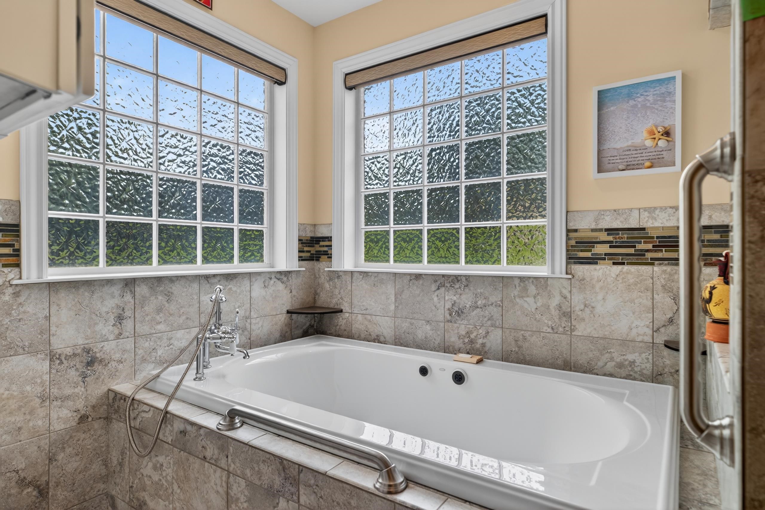1204 WESTMORELAND DR, STAUNTON, Virginia 24401, 5 Bedrooms Bedrooms, ,4 BathroomsBathrooms,Residential,1204 WESTMORELAND DR,677272 MLS # 677272