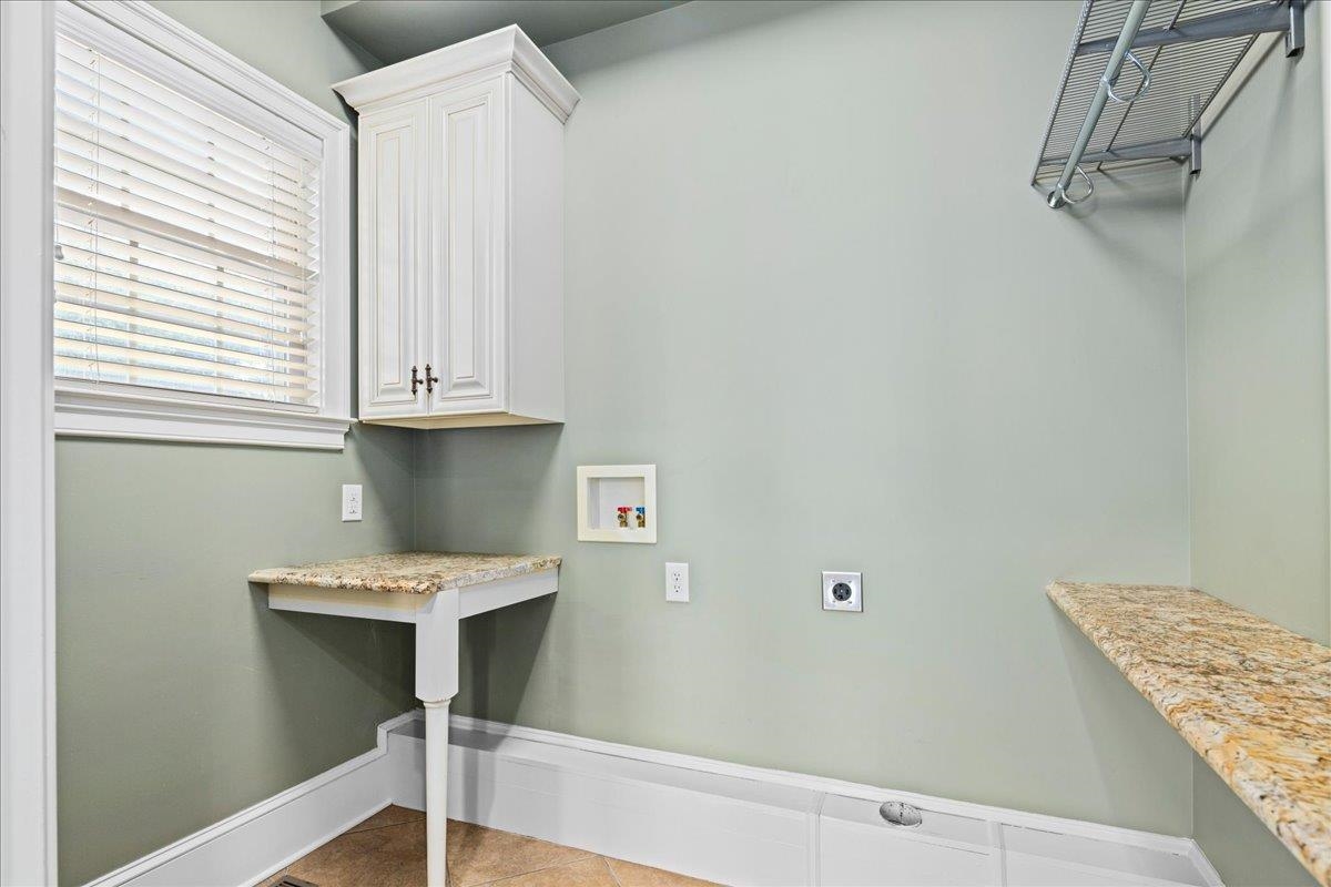 635 FREDERICK RD, ROCKINGHAM, Virginia 22801, 6 Bedrooms Bedrooms, ,4 BathroomsBathrooms,Residential,635 FREDERICK RD,677274 MLS # 677274 635 FREDERICK RD, ROCKINGHAM, Virginia 22801, 6 Bedrooms Bedrooms, ,4 BathroomsBathrooms,Residential,635 FREDERICK RD,677274 MLS # 677274