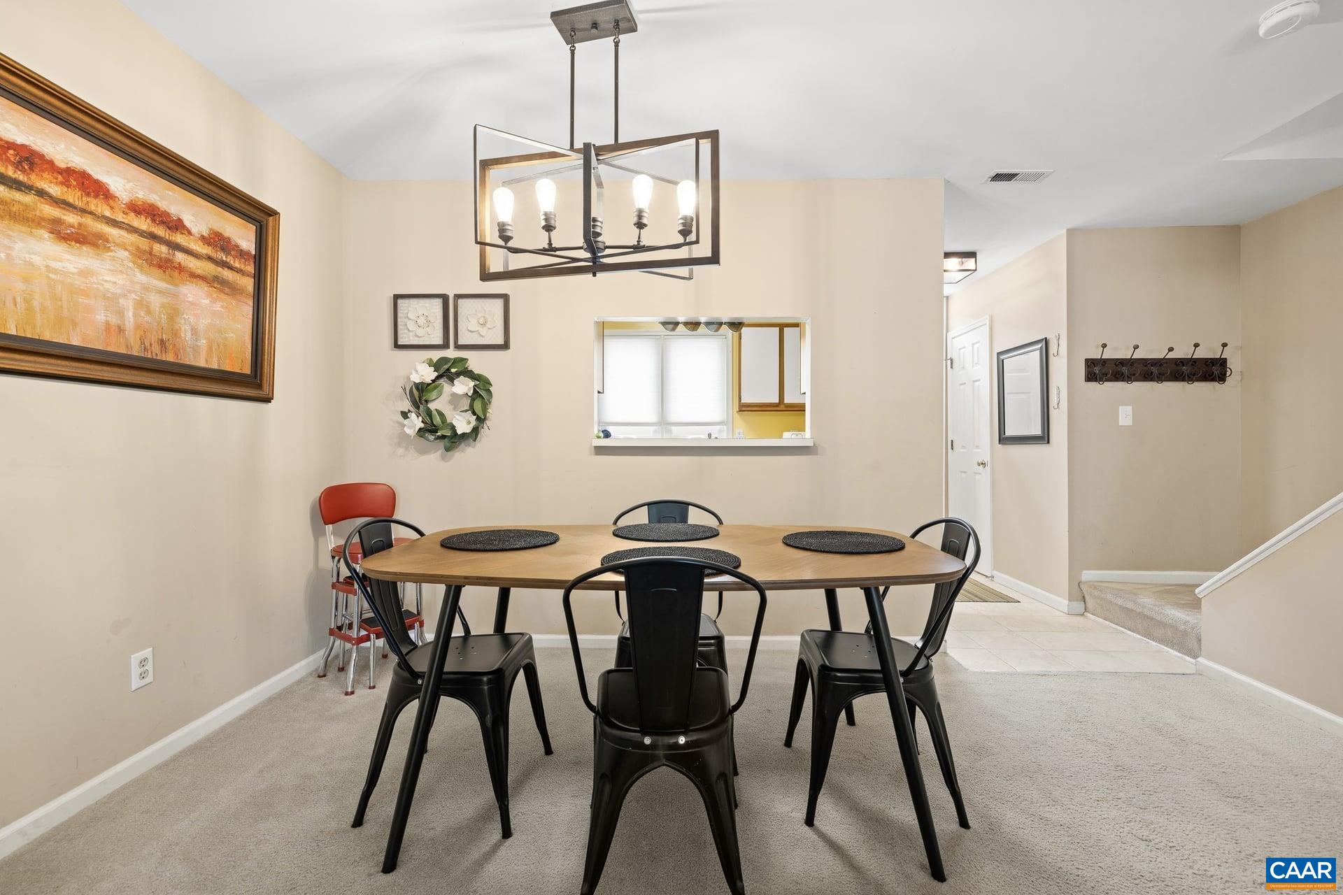 1638 GARDEN CT, CHARLOTTESVILLE, Virginia 22901, 2 Bedrooms Bedrooms, ,2 BathroomsBathrooms,Residential,1638 GARDEN CT,677275 MLS # 677275
