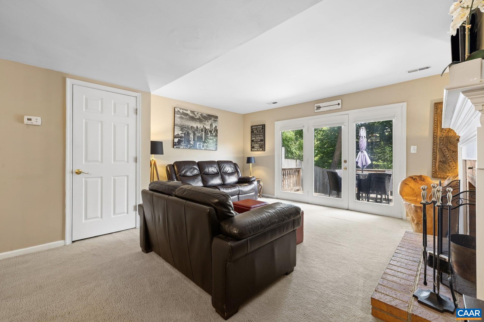 1638 GARDEN CT, CHARLOTTESVILLE, Virginia 22901, 2 Bedrooms Bedrooms, ,2 BathroomsBathrooms,Residential,1638 GARDEN CT,677275 MLS # 677275