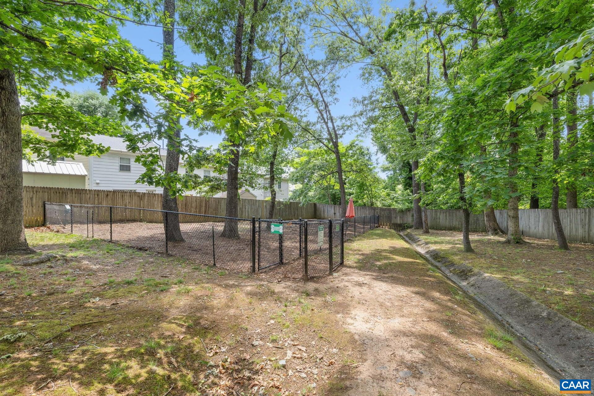 1638 GARDEN CT, CHARLOTTESVILLE, Virginia 22901, 2 Bedrooms Bedrooms, ,2 BathroomsBathrooms,Residential,1638 GARDEN CT,677275 MLS # 677275