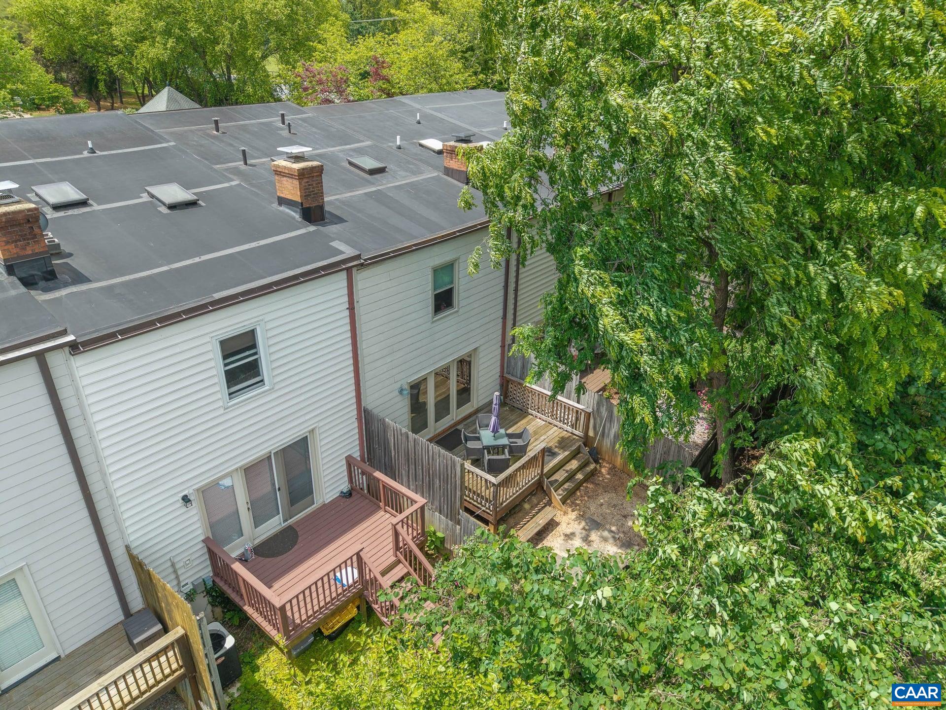 1638 GARDEN CT, CHARLOTTESVILLE, Virginia 22901, 2 Bedrooms Bedrooms, ,2 BathroomsBathrooms,Residential,1638 GARDEN CT,677275 MLS # 677275