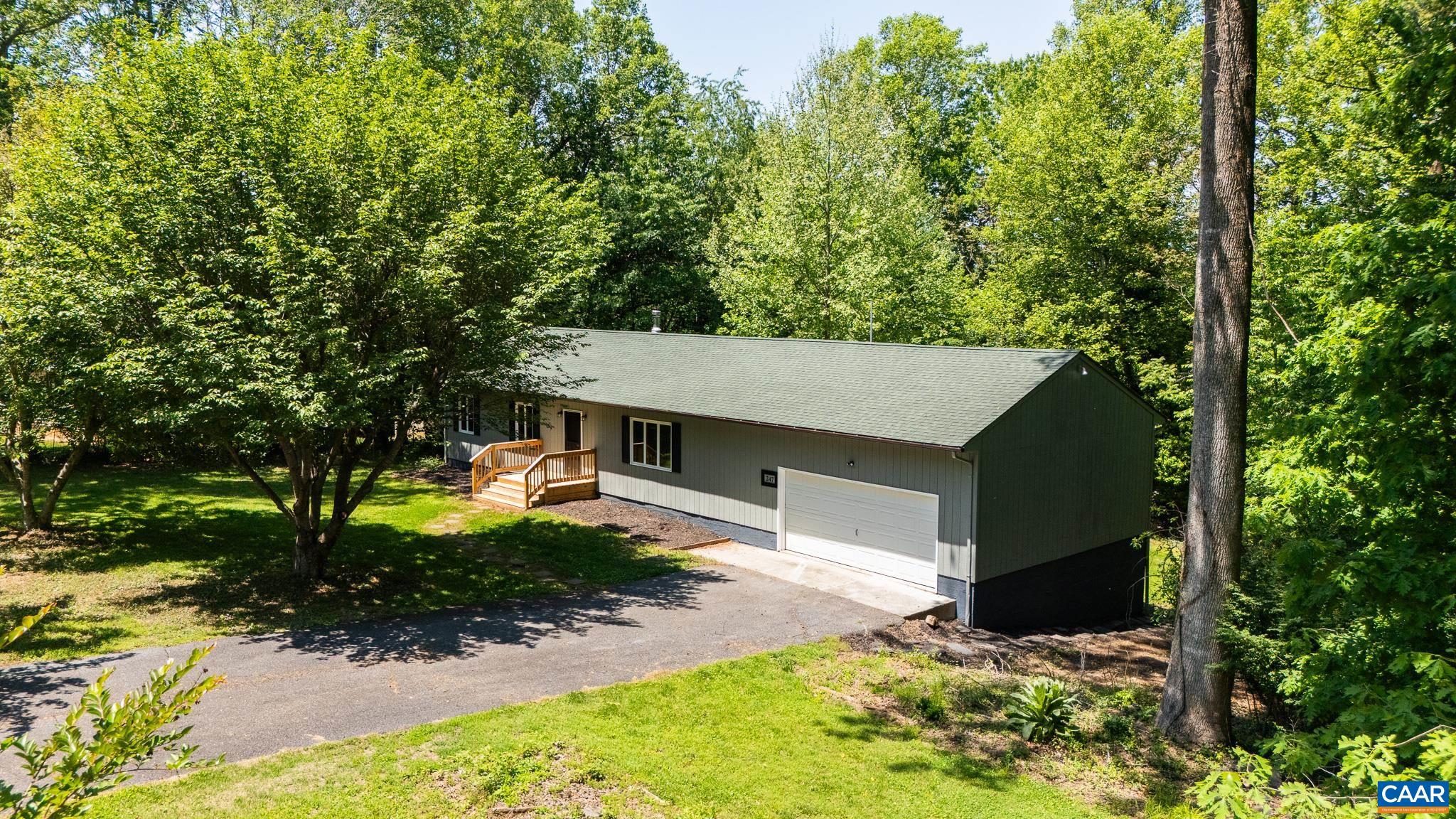 247 GOLDENROD RD, RUCKERSVILLE, Virginia 22968, 3 Bedrooms Bedrooms, ,2 BathroomsBathrooms,Residential,MOVE IN READY! Garage + Finished Basement!,247 GOLDENROD RD,677276 MLS # 677276