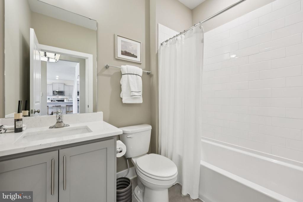 11503 CHALMERS LN, FREDERICKSBURG, Virginia 22407, 5 Bedrooms Bedrooms, ,5 BathroomsBathrooms,Residential,11503 CHALMERS LN,VASP2040278 MLS # VASP2040278