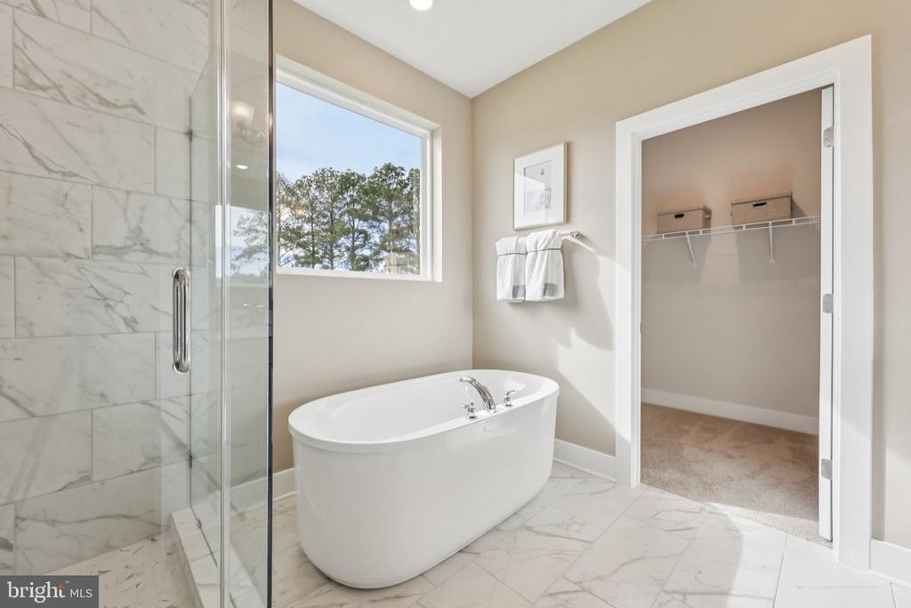 11503 CHALMERS LN, FREDERICKSBURG, Virginia 22407, 5 Bedrooms Bedrooms, ,5 BathroomsBathrooms,Residential,11503 CHALMERS LN,VASP2040278 MLS # VASP2040278