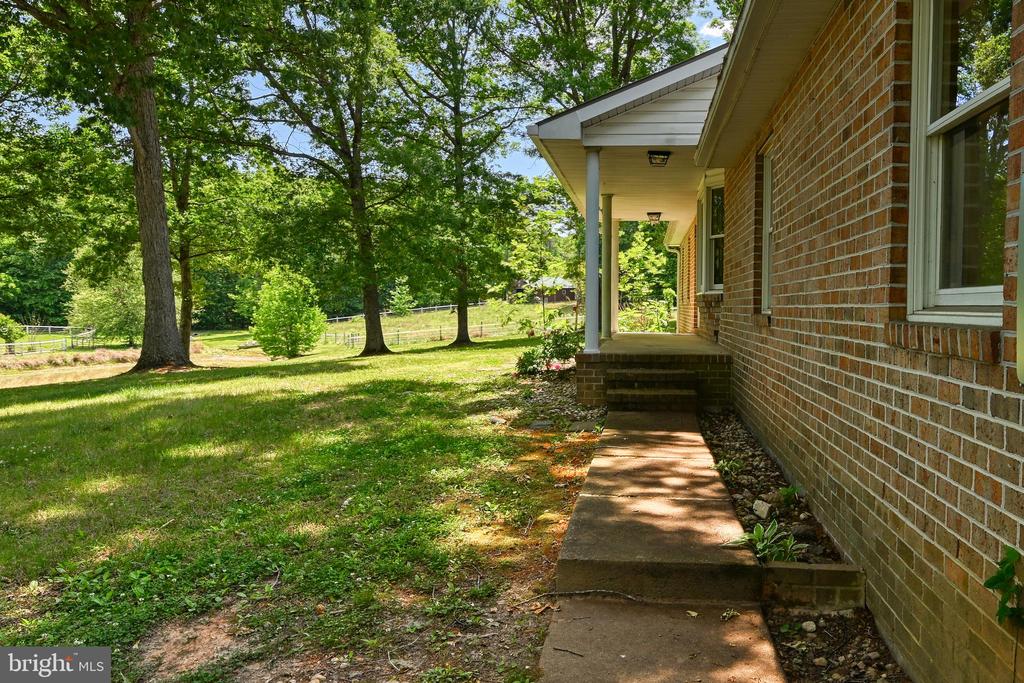 321 WILLOW OAK LN, BUMPASS, Virginia 23024, 3 Bedrooms Bedrooms, ,2 BathroomsBathrooms,Residential,321 WILLOW OAK LN,VALA2009898 MLS # VALA2009898 321 WILLOW OAK LN, BUMPASS, Virginia 23024, 3 Bedrooms Bedrooms, ,2 BathroomsBathrooms,Residential,321 WILLOW OAK LN,VALA2009898 MLS # VALA2009898