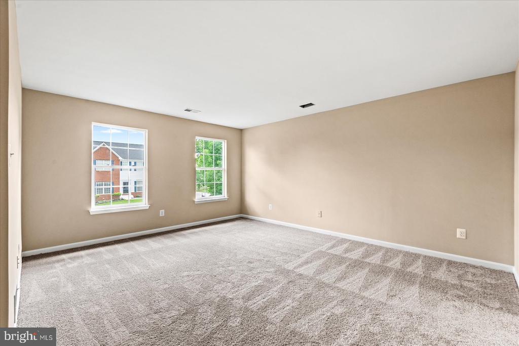 635 HOLLY CREST DR, CULPEPER, Virginia 22701, 4 Bedrooms Bedrooms, ,6 BathroomsBathrooms,Residential,635 HOLLY CREST DR,VACU2013672 MLS # VACU2013672 635 HOLLY CREST DR, CULPEPER, Virginia 22701, 4 Bedrooms Bedrooms, ,6 BathroomsBathrooms,Residential,635 HOLLY CREST DR,VACU2013672 MLS # VACU2013672