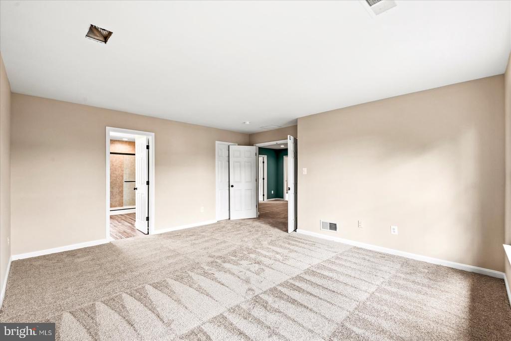 635 HOLLY CREST DR, CULPEPER, Virginia 22701, 4 Bedrooms Bedrooms, ,6 BathroomsBathrooms,Residential,635 HOLLY CREST DR,VACU2013672 MLS # VACU2013672 635 HOLLY CREST DR, CULPEPER, Virginia 22701, 4 Bedrooms Bedrooms, ,6 BathroomsBathrooms,Residential,635 HOLLY CREST DR,VACU2013672 MLS # VACU2013672