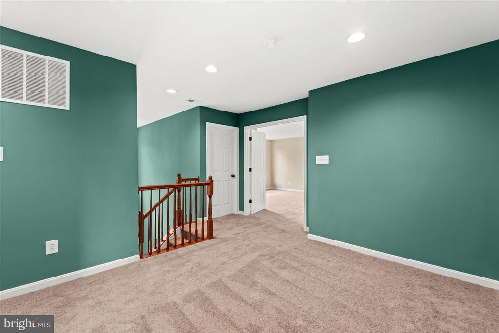 635 HOLLY CREST DR, CULPEPER, Virginia 22701, 4 Bedrooms Bedrooms, ,6 BathroomsBathrooms,Residential,635 HOLLY CREST DR,VACU2013672 MLS # VACU2013672 635 HOLLY CREST DR, CULPEPER, Virginia 22701, 4 Bedrooms Bedrooms, ,6 BathroomsBathrooms,Residential,635 HOLLY CREST DR,VACU2013672 MLS # VACU2013672