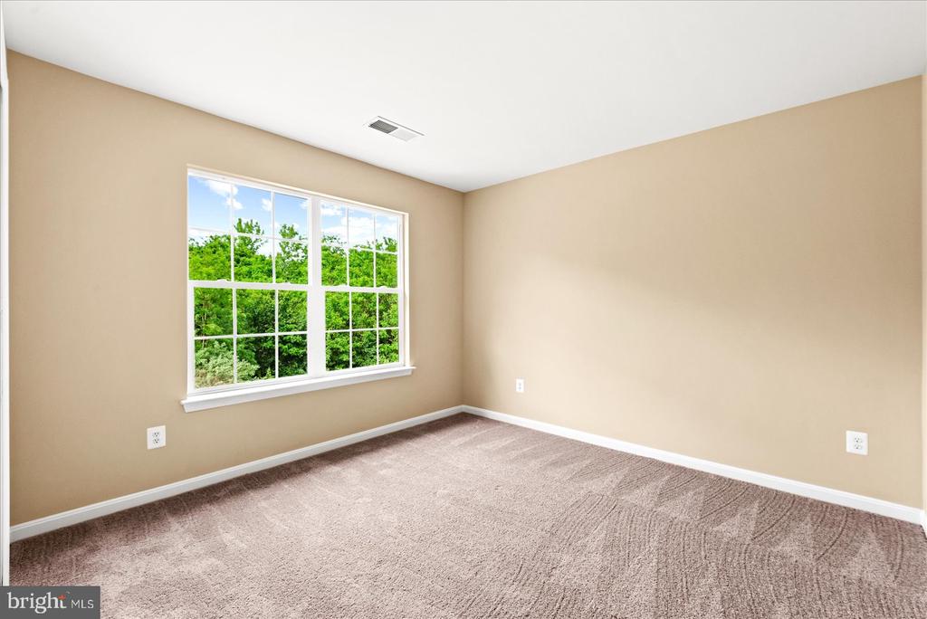 635 HOLLY CREST DR, CULPEPER, Virginia 22701, 4 Bedrooms Bedrooms, ,6 BathroomsBathrooms,Residential,635 HOLLY CREST DR,VACU2013672 MLS # VACU2013672 635 HOLLY CREST DR, CULPEPER, Virginia 22701, 4 Bedrooms Bedrooms, ,6 BathroomsBathrooms,Residential,635 HOLLY CREST DR,VACU2013672 MLS # VACU2013672