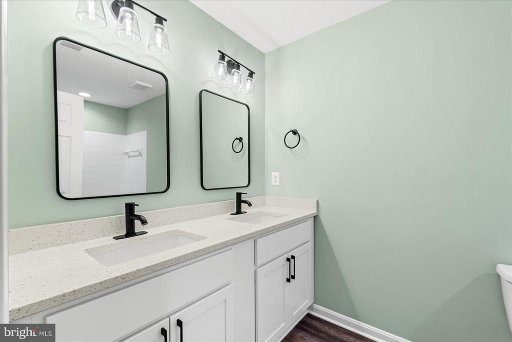 635 HOLLY CREST DR, CULPEPER, Virginia 22701, 4 Bedrooms Bedrooms, ,6 BathroomsBathrooms,Residential,635 HOLLY CREST DR,VACU2013672 MLS # VACU2013672 635 HOLLY CREST DR, CULPEPER, Virginia 22701, 4 Bedrooms Bedrooms, ,6 BathroomsBathrooms,Residential,635 HOLLY CREST DR,VACU2013672 MLS # VACU2013672