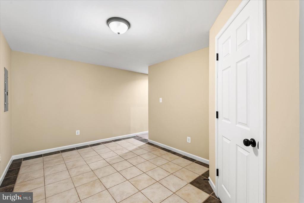 635 HOLLY CREST DR, CULPEPER, Virginia 22701, 4 Bedrooms Bedrooms, ,6 BathroomsBathrooms,Residential,635 HOLLY CREST DR,VACU2013672 MLS # VACU2013672 635 HOLLY CREST DR, CULPEPER, Virginia 22701, 4 Bedrooms Bedrooms, ,6 BathroomsBathrooms,Residential,635 HOLLY CREST DR,VACU2013672 MLS # VACU2013672