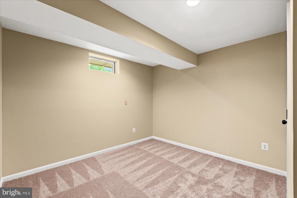 635 HOLLY CREST DR, CULPEPER, Virginia 22701, 4 Bedrooms Bedrooms, ,6 BathroomsBathrooms,Residential,635 HOLLY CREST DR,VACU2013672 MLS # VACU2013672 635 HOLLY CREST DR, CULPEPER, Virginia 22701, 4 Bedrooms Bedrooms, ,6 BathroomsBathrooms,Residential,635 HOLLY CREST DR,VACU2013672 MLS # VACU2013672