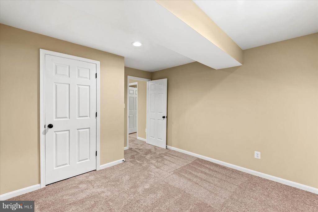 635 HOLLY CREST DR, CULPEPER, Virginia 22701, 4 Bedrooms Bedrooms, ,6 BathroomsBathrooms,Residential,635 HOLLY CREST DR,VACU2013672 MLS # VACU2013672 635 HOLLY CREST DR, CULPEPER, Virginia 22701, 4 Bedrooms Bedrooms, ,6 BathroomsBathrooms,Residential,635 HOLLY CREST DR,VACU2013672 MLS # VACU2013672