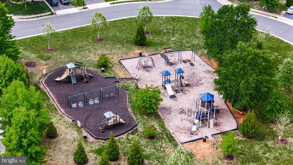 635 HOLLY CREST DR, CULPEPER, Virginia 22701, 4 Bedrooms Bedrooms, ,6 BathroomsBathrooms,Residential,635 HOLLY CREST DR,VACU2013672 MLS # VACU2013672 635 HOLLY CREST DR, CULPEPER, Virginia 22701, 4 Bedrooms Bedrooms, ,6 BathroomsBathrooms,Residential,635 HOLLY CREST DR,VACU2013672 MLS # VACU2013672