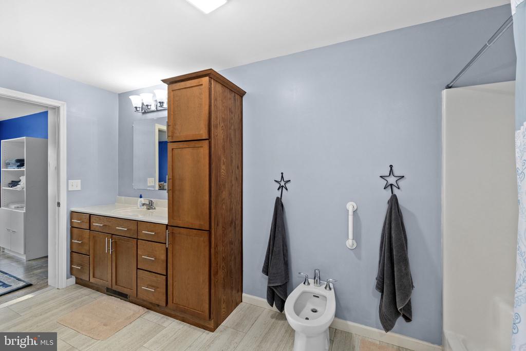 26590 PENNFIELDS DR, ORANGE, Virginia 22960, 3 Bedrooms Bedrooms, ,3 BathroomsBathrooms,Residential,26590 PENNFIELDS DR,VAOR2014064 MLS # VAOR2014064