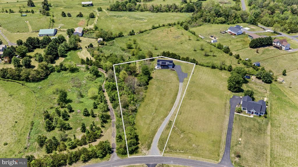 26590 PENNFIELDS DR, ORANGE, Virginia 22960, 3 Bedrooms Bedrooms, ,3 BathroomsBathrooms,Residential,26590 PENNFIELDS DR,VAOR2014064 MLS # VAOR2014064