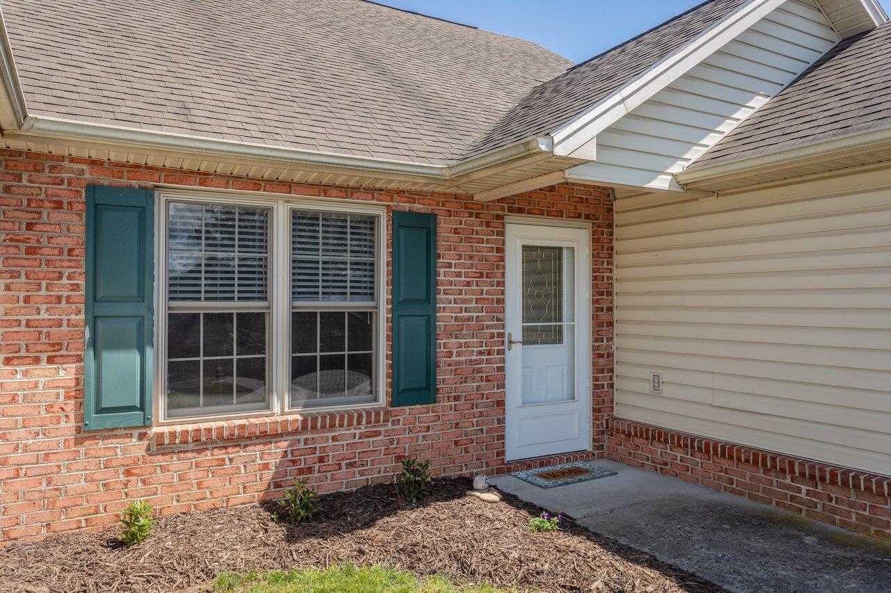 135 ALGER LN, BROADWAY, Virginia 22815, 3 Bedrooms Bedrooms, ,2 BathroomsBathrooms,Residential,135 ALGER LN,676681 MLS # 676681 135 ALGER LN, BROADWAY, Virginia 22815, 3 Bedrooms Bedrooms, ,2 BathroomsBathrooms,Residential,135 ALGER LN,676681 MLS # 676681