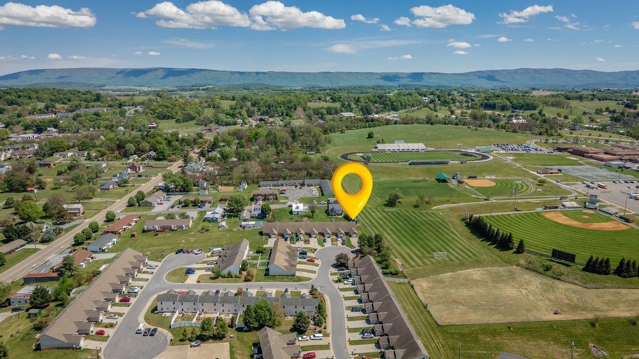 135 ALGER LN, BROADWAY, Virginia 22815, 3 Bedrooms Bedrooms, ,2 BathroomsBathrooms,Residential,135 ALGER LN,676681 MLS # 676681 135 ALGER LN, BROADWAY, Virginia 22815, 3 Bedrooms Bedrooms, ,2 BathroomsBathrooms,Residential,135 ALGER LN,676681 MLS # 676681