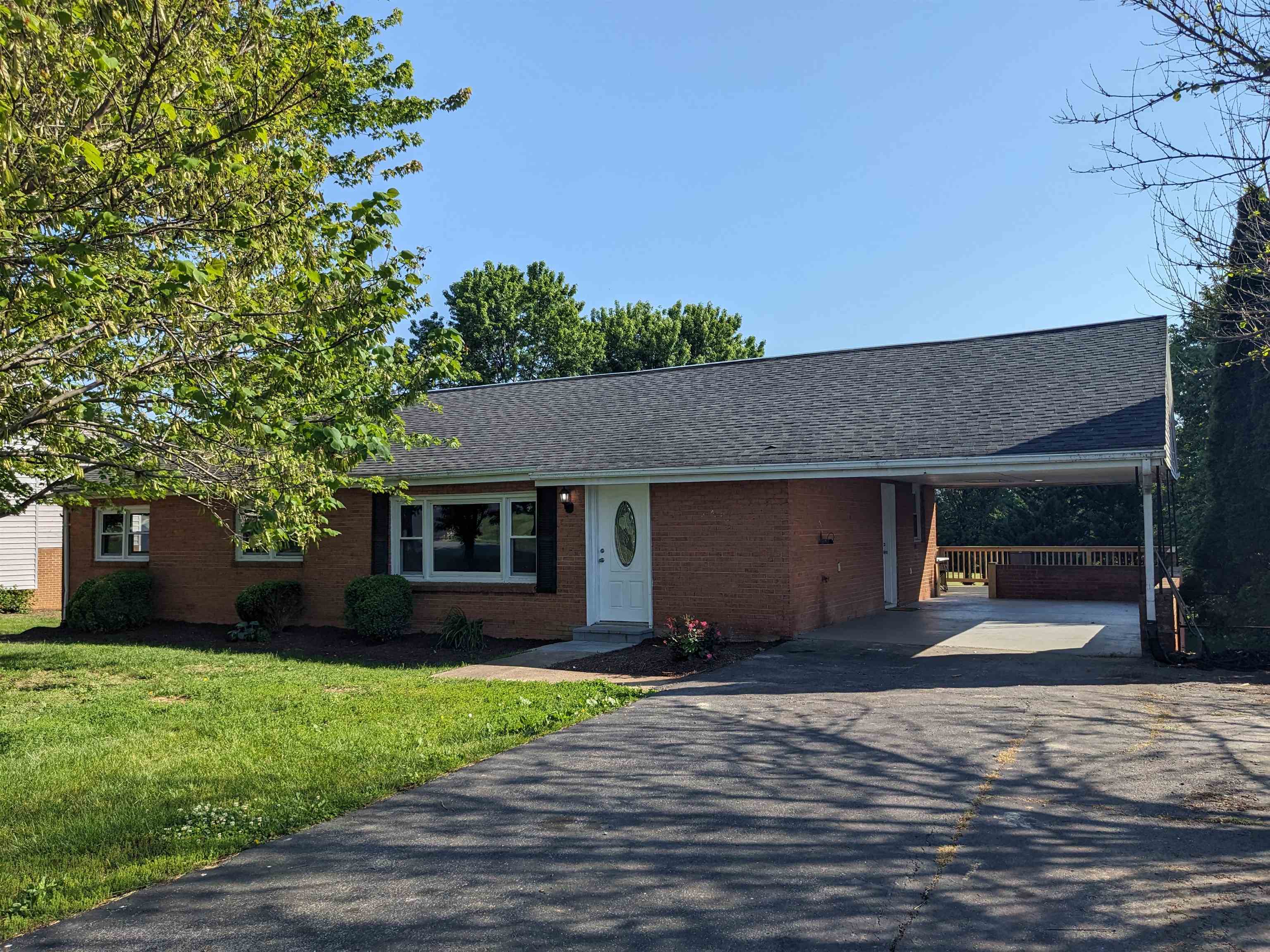 206 CLICKS LN, NEW MARKET, Virginia 22844, 3 Bedrooms Bedrooms, ,3 BathroomsBathrooms,Residential,206 CLICKS LN,677282 MLS # 677282 206 CLICKS LN, NEW MARKET, Virginia 22844, 3 Bedrooms Bedrooms, ,3 BathroomsBathrooms,Residential,206 CLICKS LN,677282 MLS # 677282