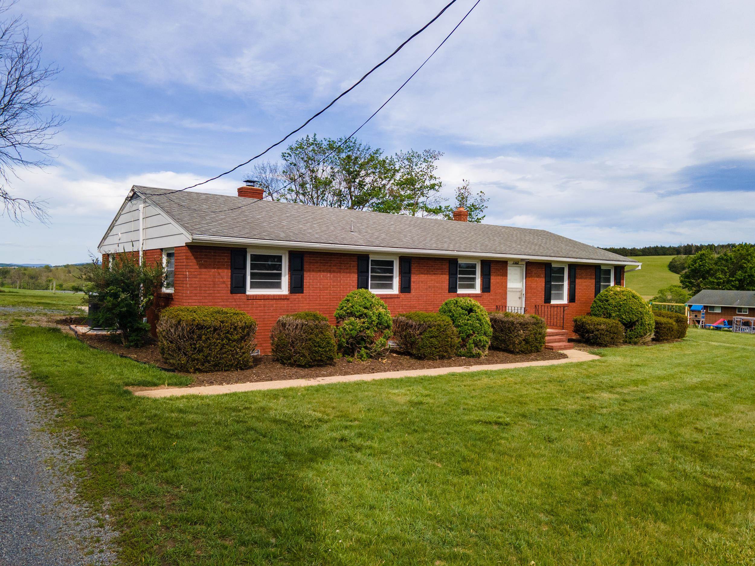 3568 BRENNEMAN CHURCH RD, ROCKINGHAM, Virginia 22802, 3 Bedrooms Bedrooms, ,2 BathroomsBathrooms,Residential,3568 BRENNEMAN CHURCH RD,677283 MLS # 677283