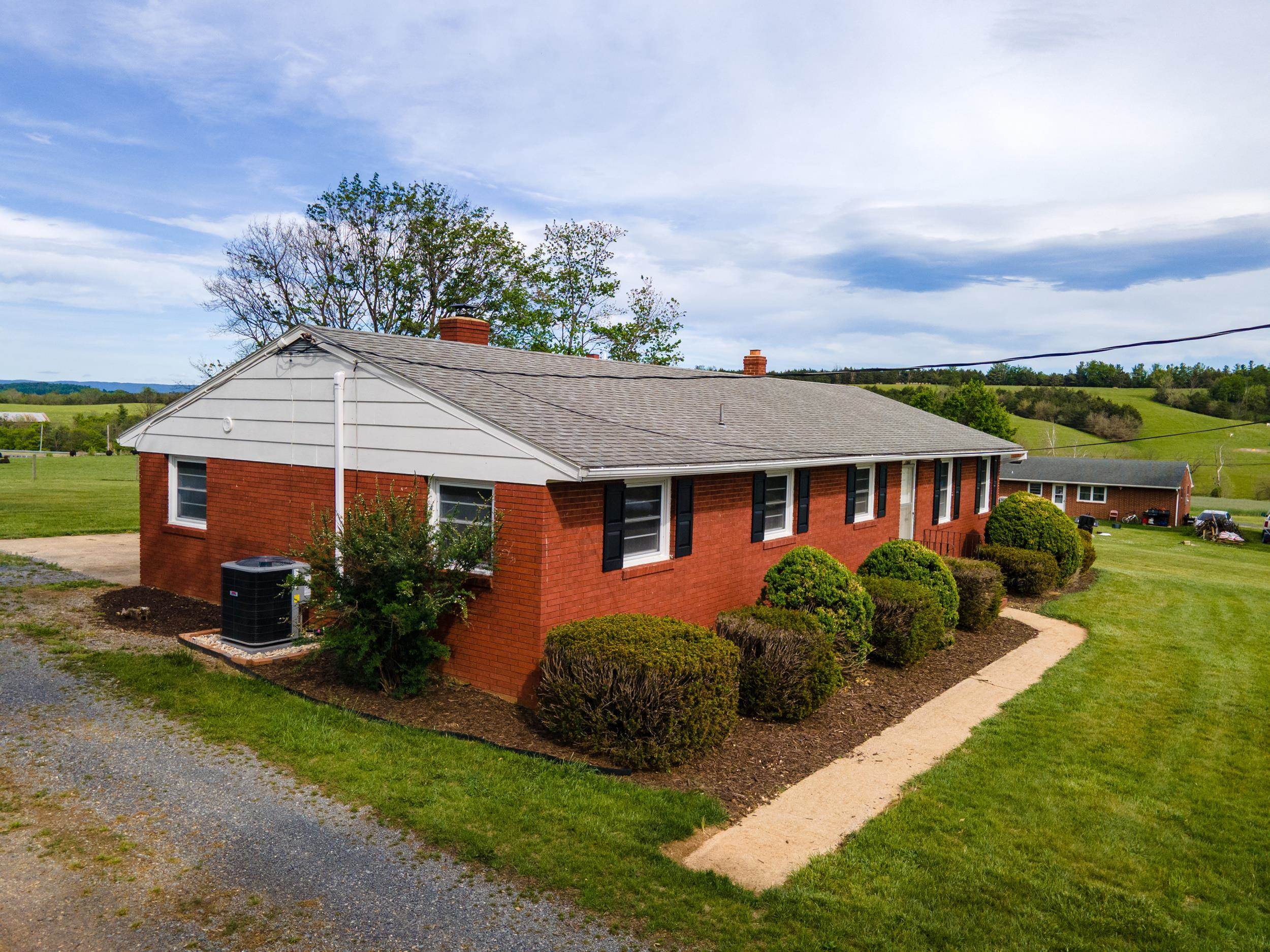 3568 BRENNEMAN CHURCH RD, ROCKINGHAM, Virginia 22802, 3 Bedrooms Bedrooms, ,2 BathroomsBathrooms,Residential,3568 BRENNEMAN CHURCH RD,677283 MLS # 677283