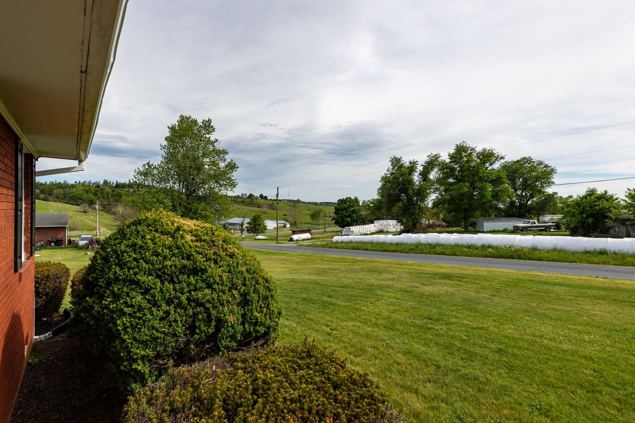 3568 BRENNEMAN CHURCH RD, ROCKINGHAM, Virginia 22802, 3 Bedrooms Bedrooms, ,2 BathroomsBathrooms,Residential,3568 BRENNEMAN CHURCH RD,677283 MLS # 677283