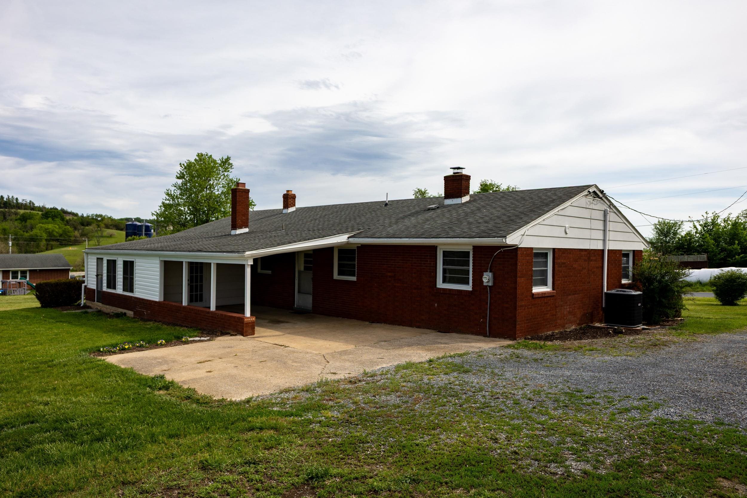 3568 BRENNEMAN CHURCH RD, ROCKINGHAM, Virginia 22802, 3 Bedrooms Bedrooms, ,2 BathroomsBathrooms,Residential,3568 BRENNEMAN CHURCH RD,677283 MLS # 677283