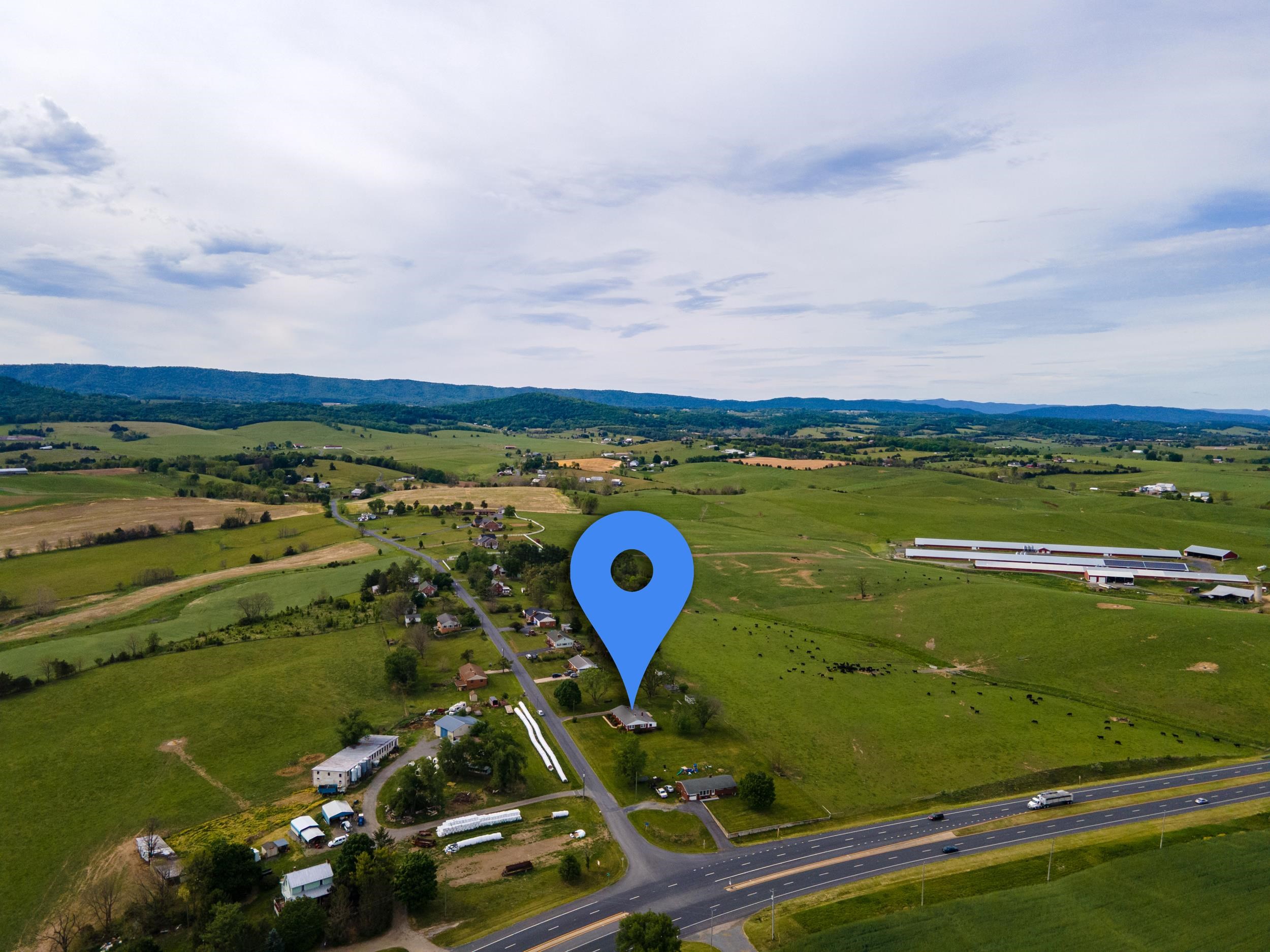 3568 BRENNEMAN CHURCH RD, ROCKINGHAM, Virginia 22802, 3 Bedrooms Bedrooms, ,2 BathroomsBathrooms,Residential,3568 BRENNEMAN CHURCH RD,677283 MLS # 677283