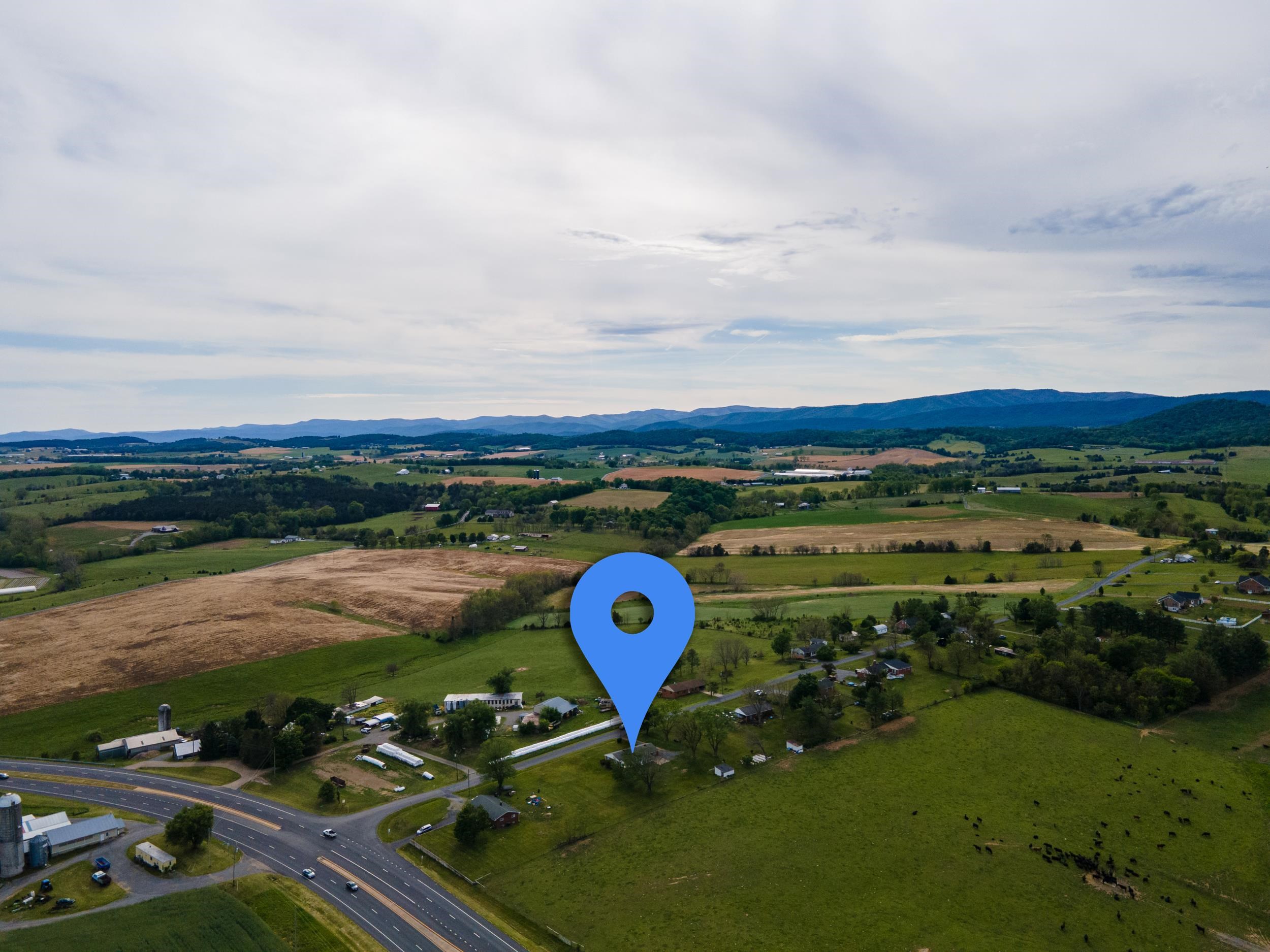 3568 BRENNEMAN CHURCH RD, ROCKINGHAM, Virginia 22802, 3 Bedrooms Bedrooms, ,2 BathroomsBathrooms,Residential,3568 BRENNEMAN CHURCH RD,677283 MLS # 677283