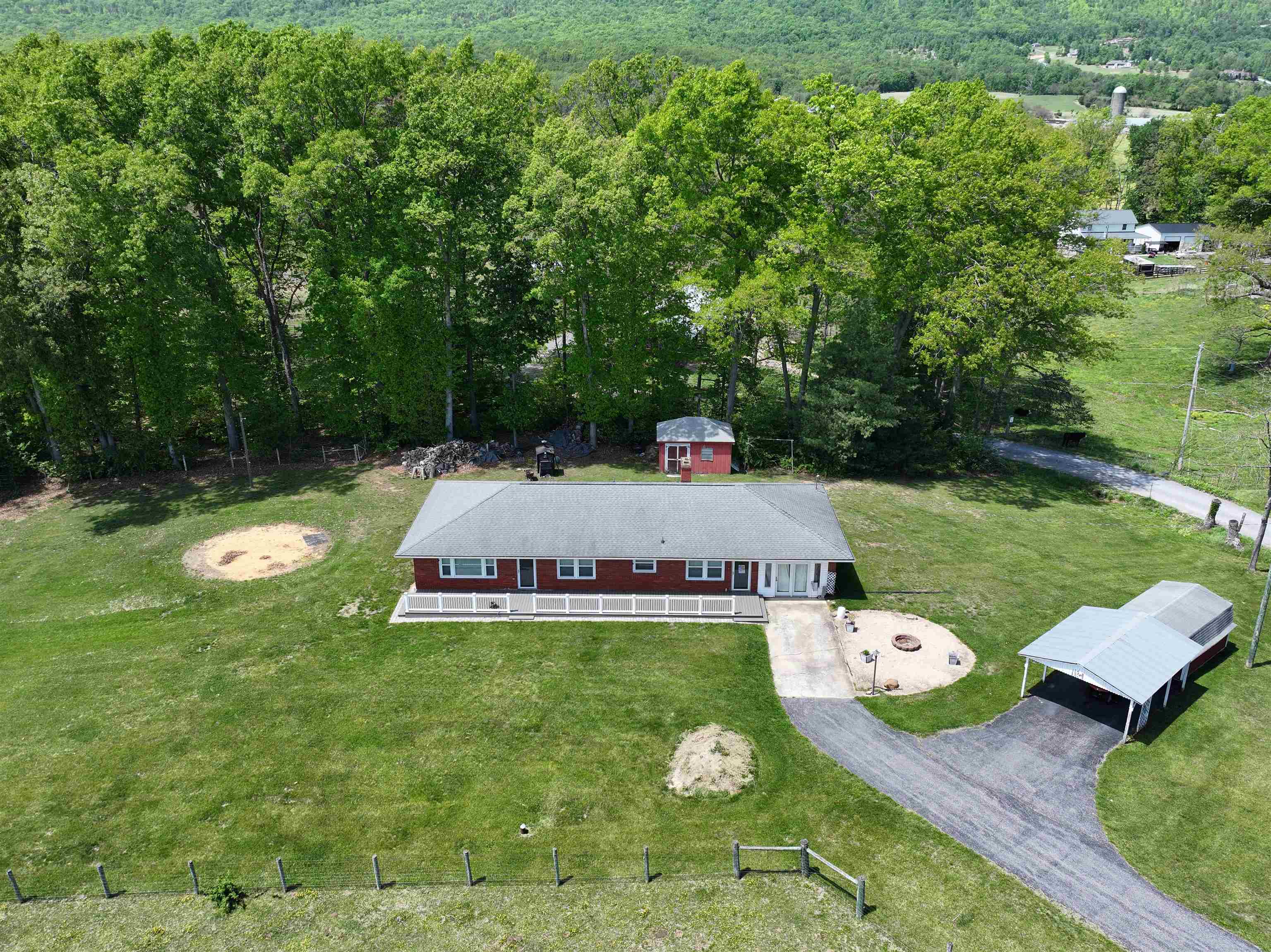 1335 RINACAS CORNER RD, SHENANDOAH, Virginia 22849, 3 Bedrooms Bedrooms, ,1 BathroomBathrooms,Residential,1335 RINACAS CORNER RD,677296 MLS # 677296