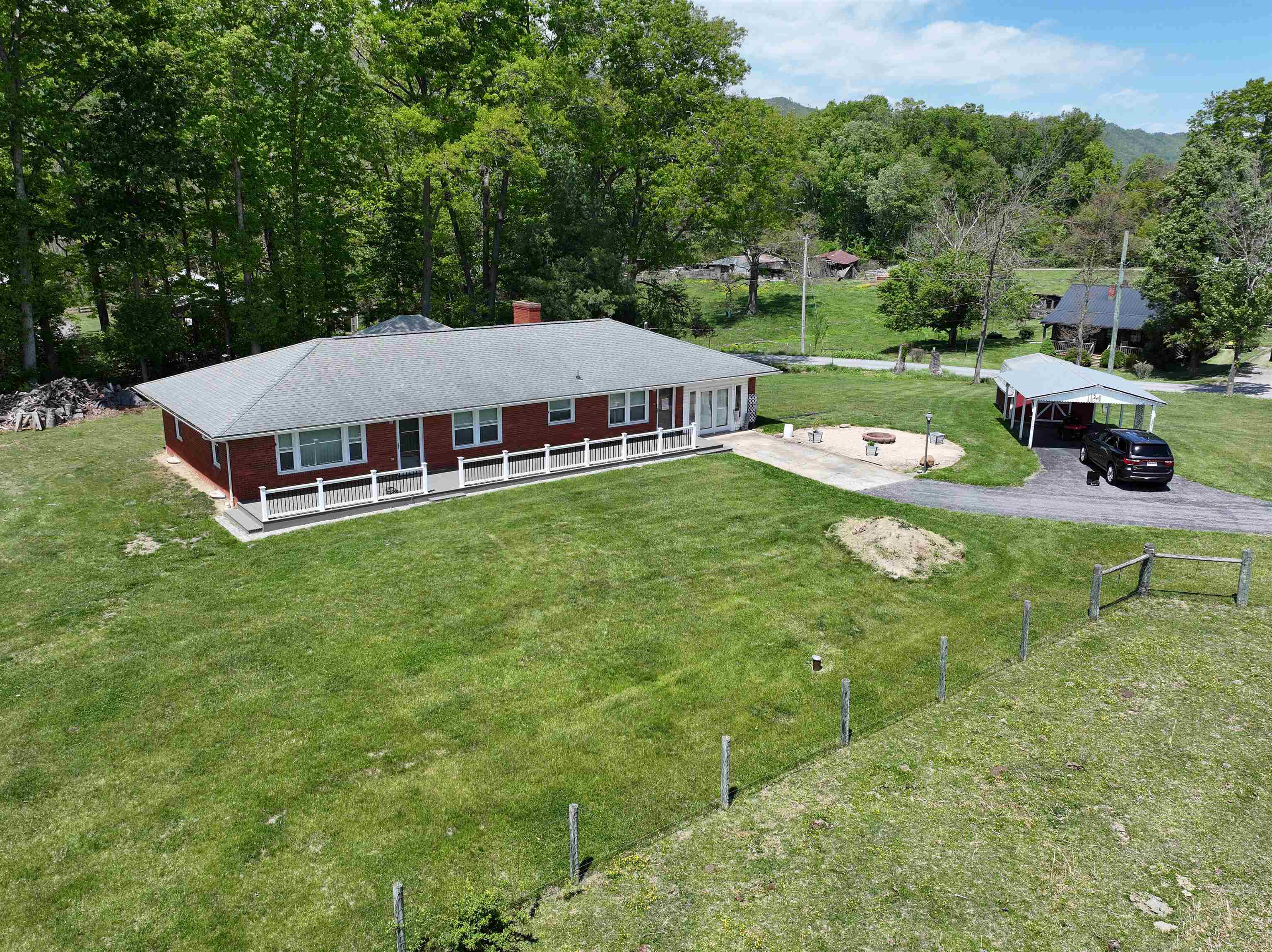 1335 RINACAS CORNER RD, SHENANDOAH, Virginia 22849, 3 Bedrooms Bedrooms, ,1 BathroomBathrooms,Residential,1335 RINACAS CORNER RD,677296 MLS # 677296