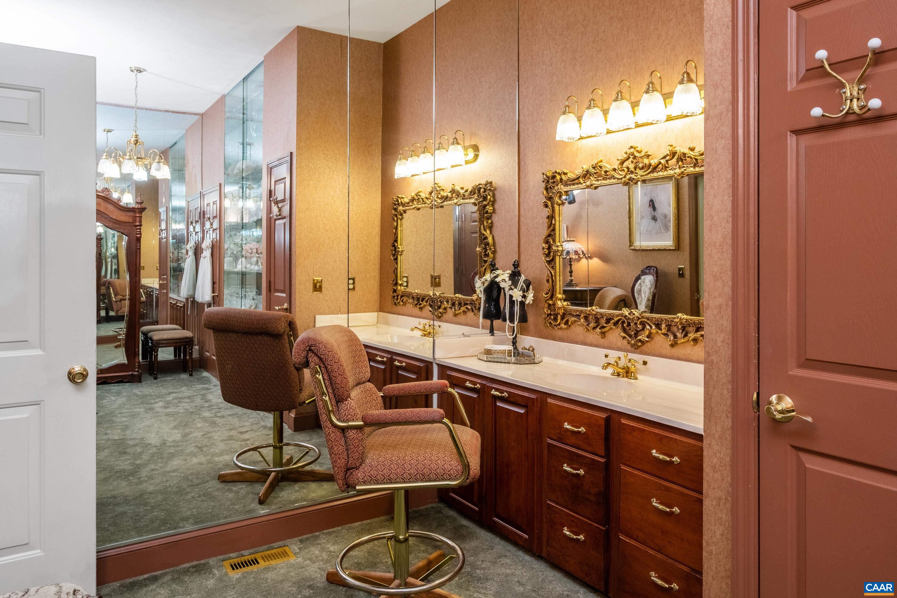 Alternate view of the dressing room.