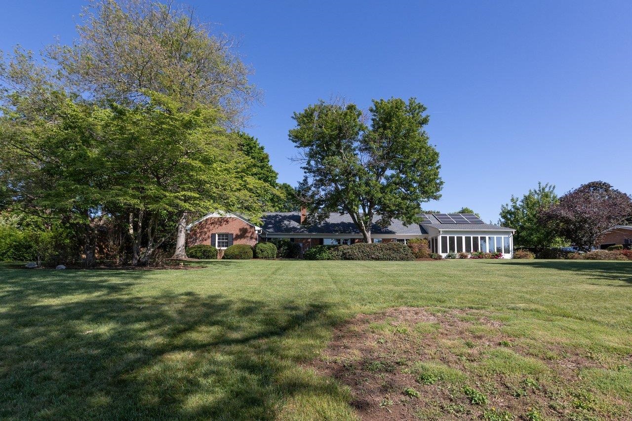 1270 NOVA DR, WAYNESBORO, Virginia 22980, 5 Bedrooms Bedrooms, ,3 BathroomsBathrooms,Residential,1270 NOVA DR,677302 MLS # 677302