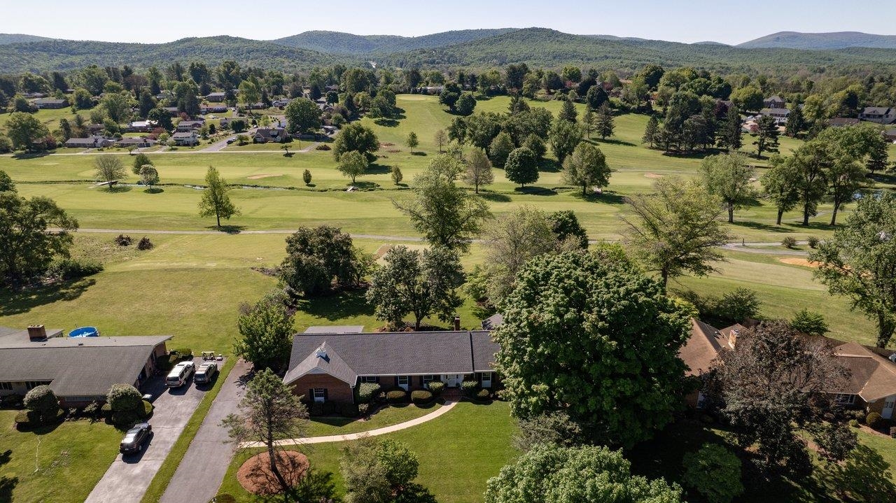 1270 NOVA DR, WAYNESBORO, Virginia 22980, 5 Bedrooms Bedrooms, ,3 BathroomsBathrooms,Residential,1270 NOVA DR,677302 MLS # 677302