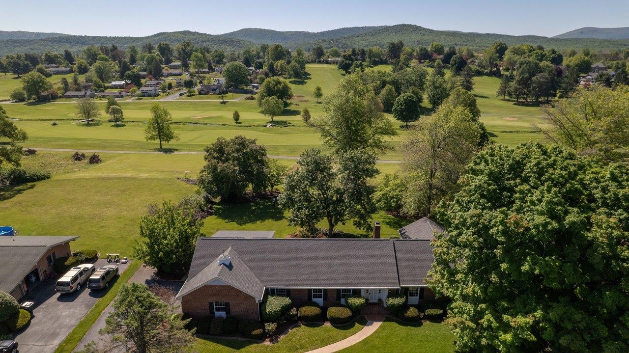 1270 NOVA DR, WAYNESBORO, Virginia 22980, 5 Bedrooms Bedrooms, ,3 BathroomsBathrooms,Residential,1270 NOVA DR,677302 MLS # 677302