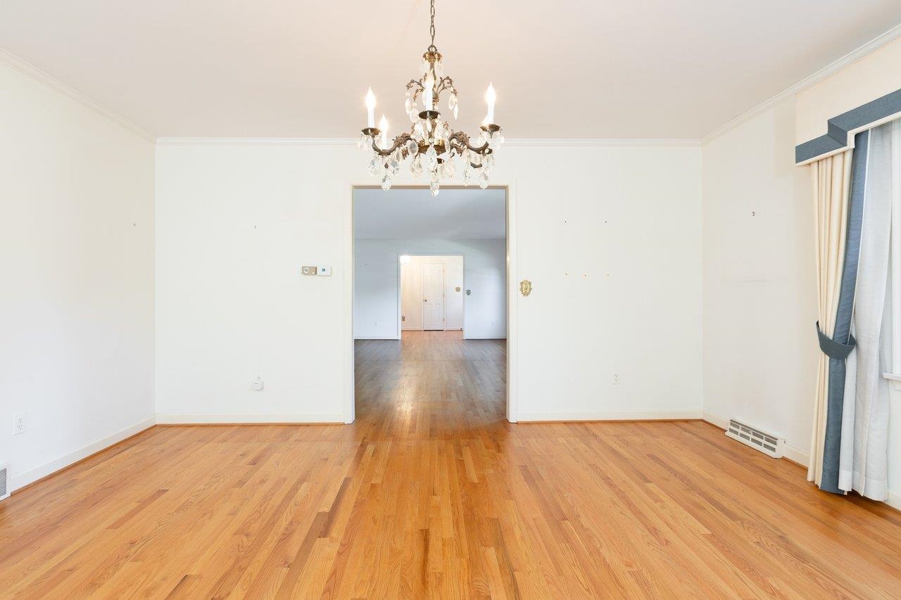 1270 NOVA DR, WAYNESBORO, Virginia 22980, 5 Bedrooms Bedrooms, ,3 BathroomsBathrooms,Residential,1270 NOVA DR,677302 MLS # 677302