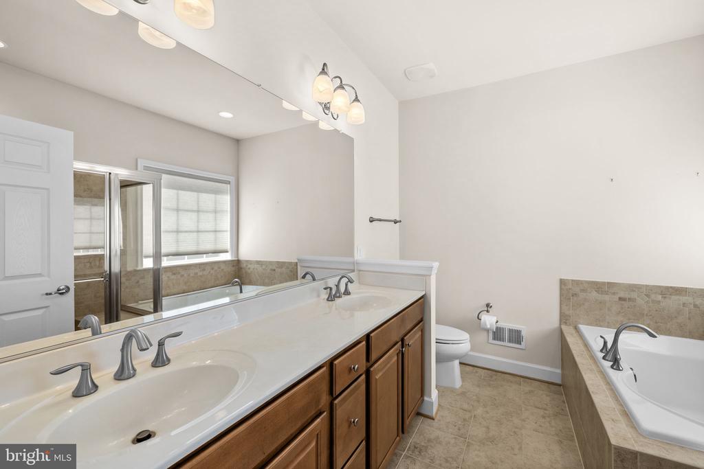 5413 BALLS RD, FREDERICKSBURG, Virginia 22407, 3 Bedrooms Bedrooms, ,2 BathroomsBathrooms,Residential,5413 BALLS RD,VASP2041910 MLS # VASP2041910