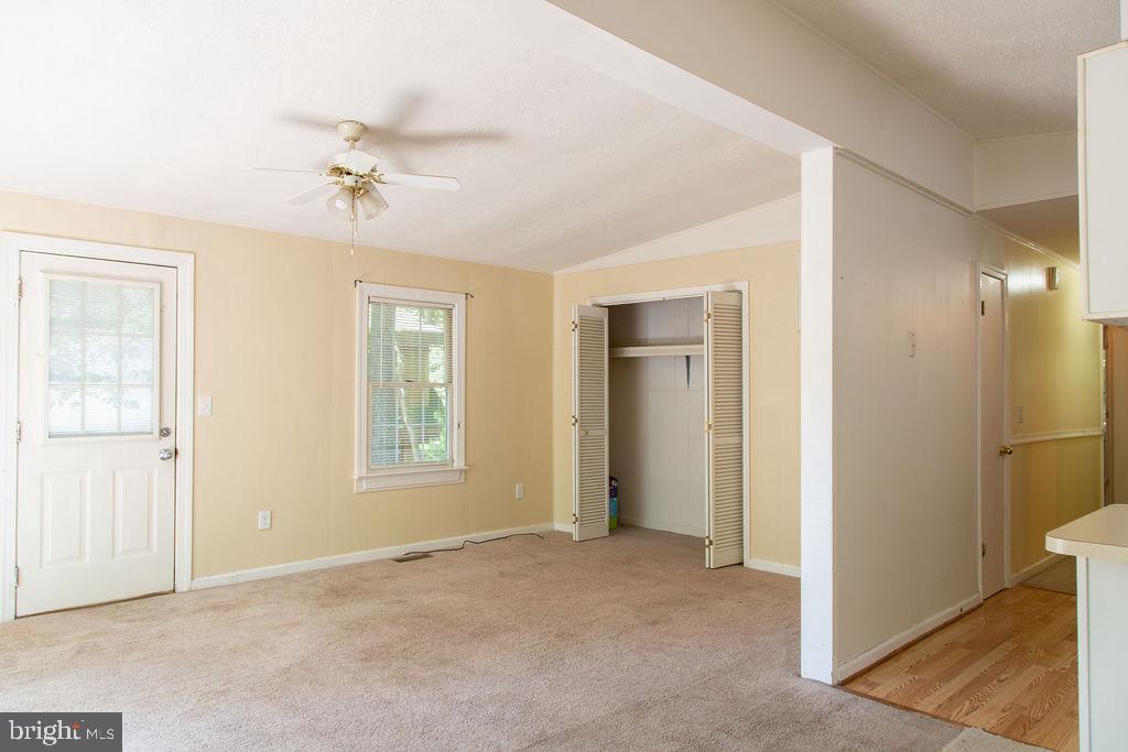 207 CREEKSIDE DR, LOCUST GROVE, Virginia 22508, 3 Bedrooms Bedrooms, ,2 BathroomsBathrooms,Residential,207 CREEKSIDE DR,VAOR2014236 MLS # VAOR2014236