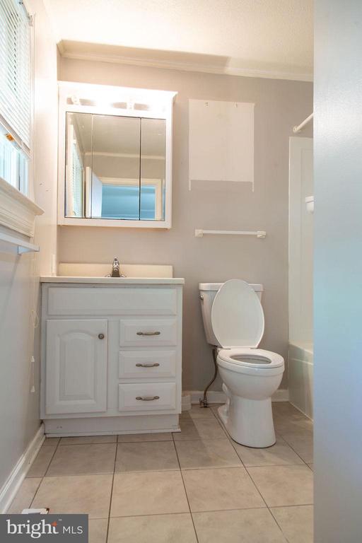 207 CREEKSIDE DR, LOCUST GROVE, Virginia 22508, 3 Bedrooms Bedrooms, ,2 BathroomsBathrooms,Residential,207 CREEKSIDE DR,VAOR2014236 MLS # VAOR2014236