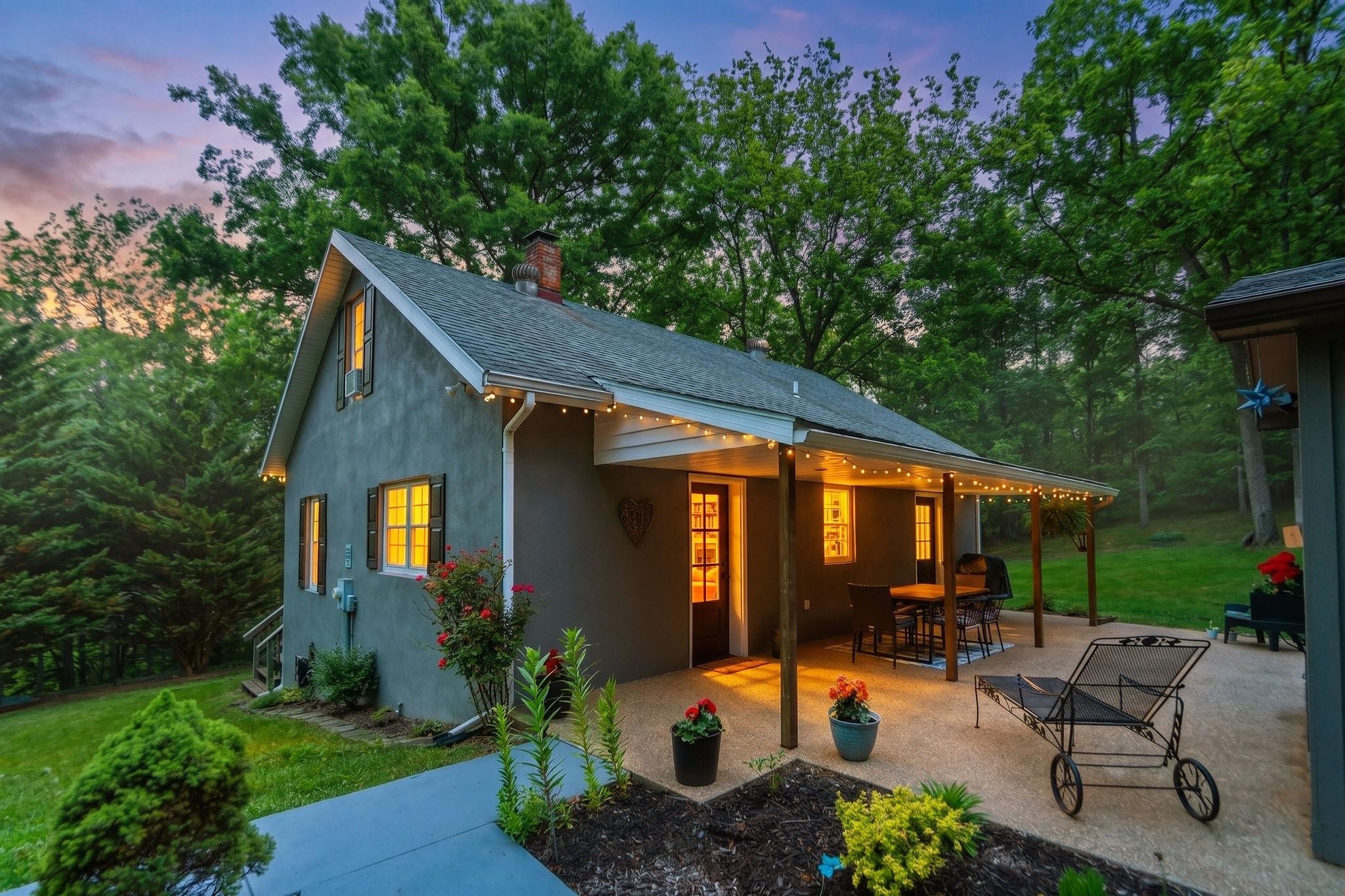 378 FOREST GROVE RD, LEXINGTON, Virginia 24450, 3 Bedrooms Bedrooms, ,1 BathroomBathrooms,Residential,378 FOREST GROVE RD,677317 MLS # 677317