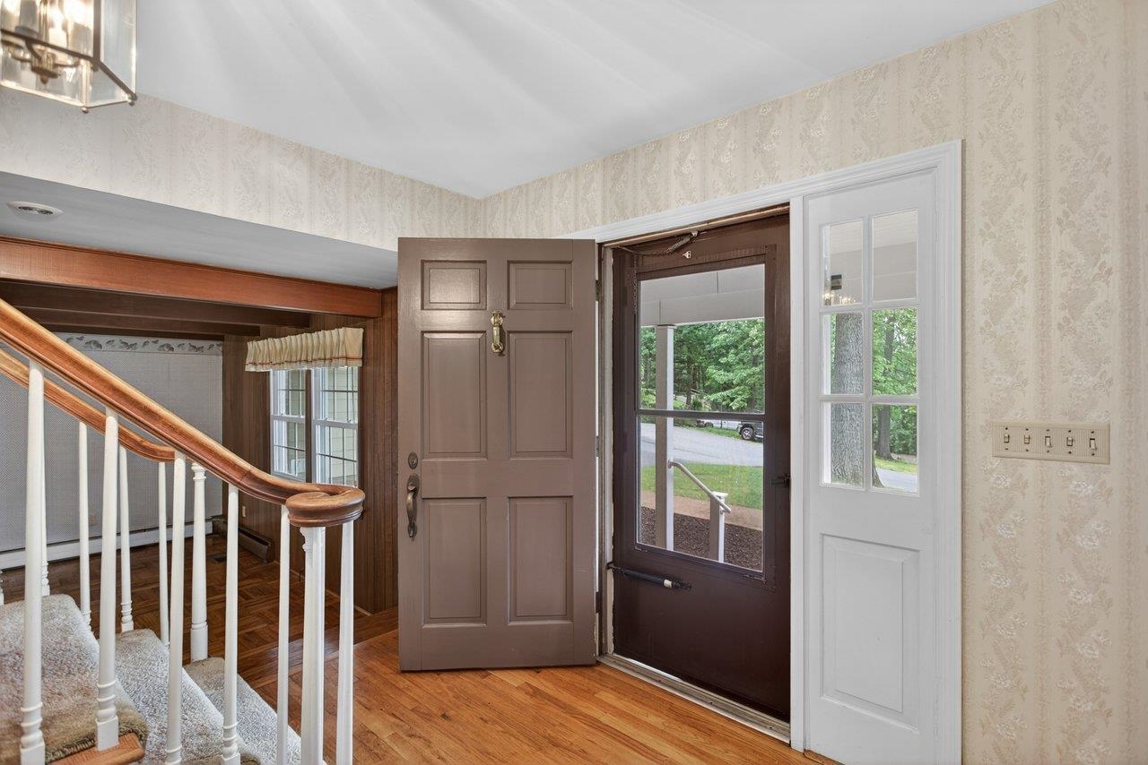 1104 RIDGEWOOD RD, HARRISONBURG, Virginia 22801, 4 Bedrooms Bedrooms, ,2 BathroomsBathrooms,Residential,1104 RIDGEWOOD RD,677319 MLS # 677319