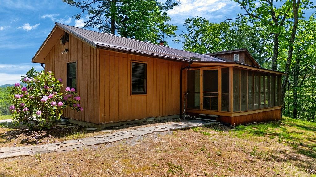403 STAREY DRAFT LN, WEST AUGUSTA, Virginia 24485, 2 Bedrooms Bedrooms, ,1 BathroomBathrooms,Residential,403 STAREY DRAFT LN,677322 MLS # 677322 403 STAREY DRAFT LN, WEST AUGUSTA, Virginia 24485, 2 Bedrooms Bedrooms, ,1 BathroomBathrooms,Residential,403 STAREY DRAFT LN,677322 MLS # 677322