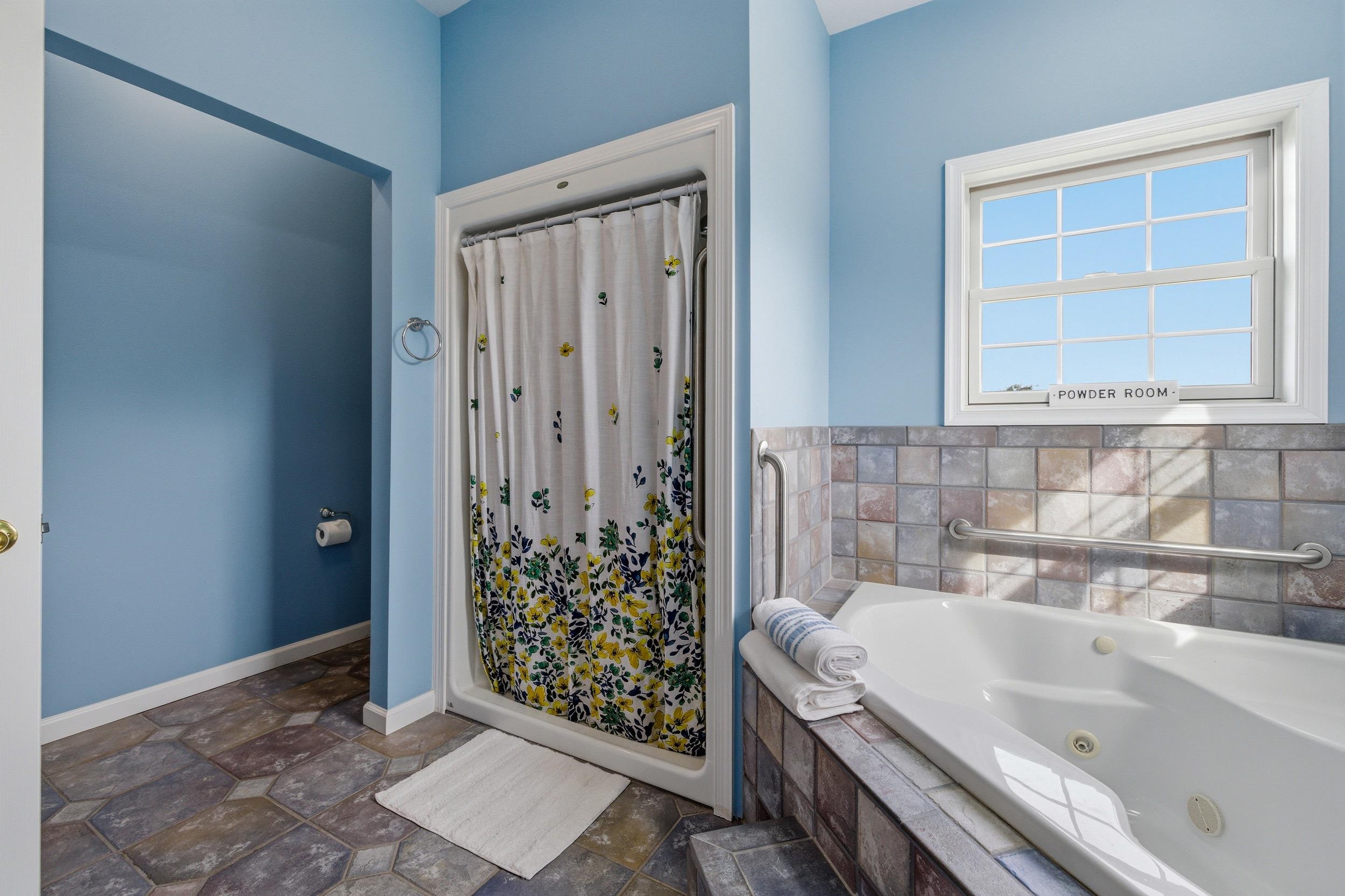 14334 S SUNSET DR, BROADWAY, Virginia 22815, 3 Bedrooms Bedrooms, ,3 BathroomsBathrooms,Residential,14334 S SUNSET DR,677328 MLS # 677328