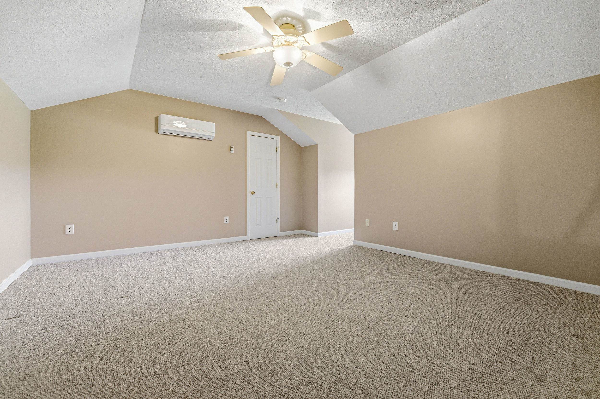 14334 S SUNSET DR, BROADWAY, Virginia 22815, 3 Bedrooms Bedrooms, ,3 BathroomsBathrooms,Residential,14334 S SUNSET DR,677328 MLS # 677328