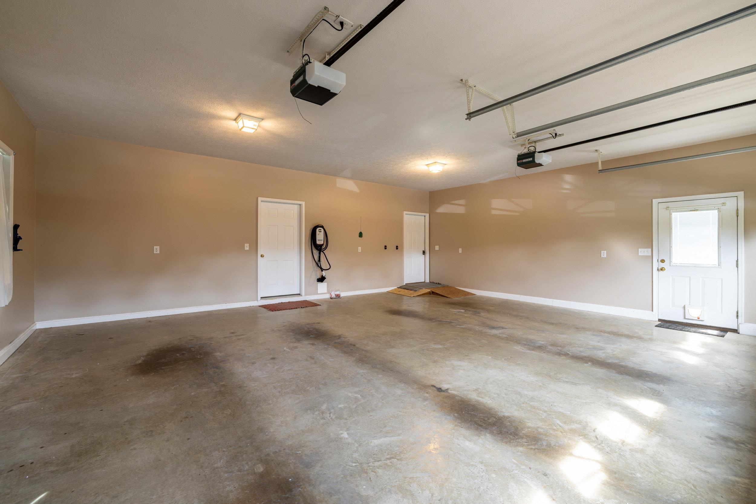 14334 S SUNSET DR, BROADWAY, Virginia 22815, 3 Bedrooms Bedrooms, ,3 BathroomsBathrooms,Residential,14334 S SUNSET DR,677328 MLS # 677328
