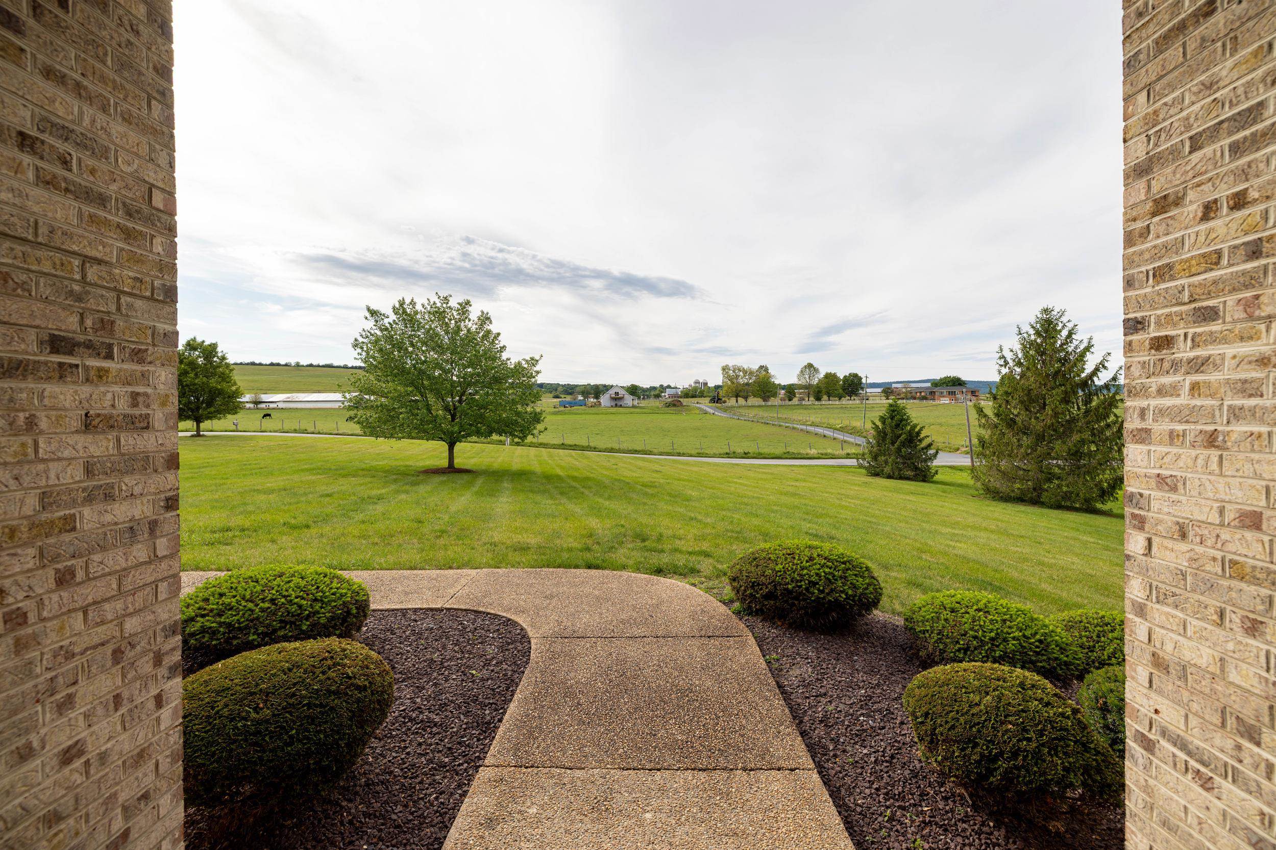 14334 S SUNSET DR, BROADWAY, Virginia 22815, 3 Bedrooms Bedrooms, ,3 BathroomsBathrooms,Residential,14334 S SUNSET DR,677328 MLS # 677328