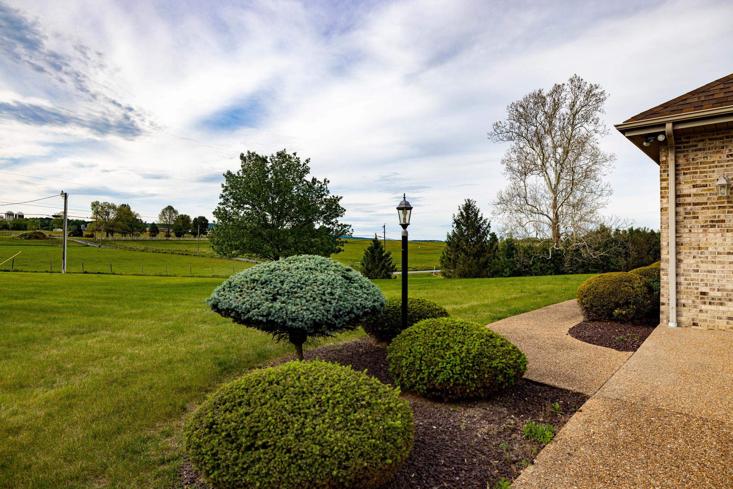 14334 S SUNSET DR, BROADWAY, Virginia 22815, 3 Bedrooms Bedrooms, ,3 BathroomsBathrooms,Residential,14334 S SUNSET DR,677328 MLS # 677328
