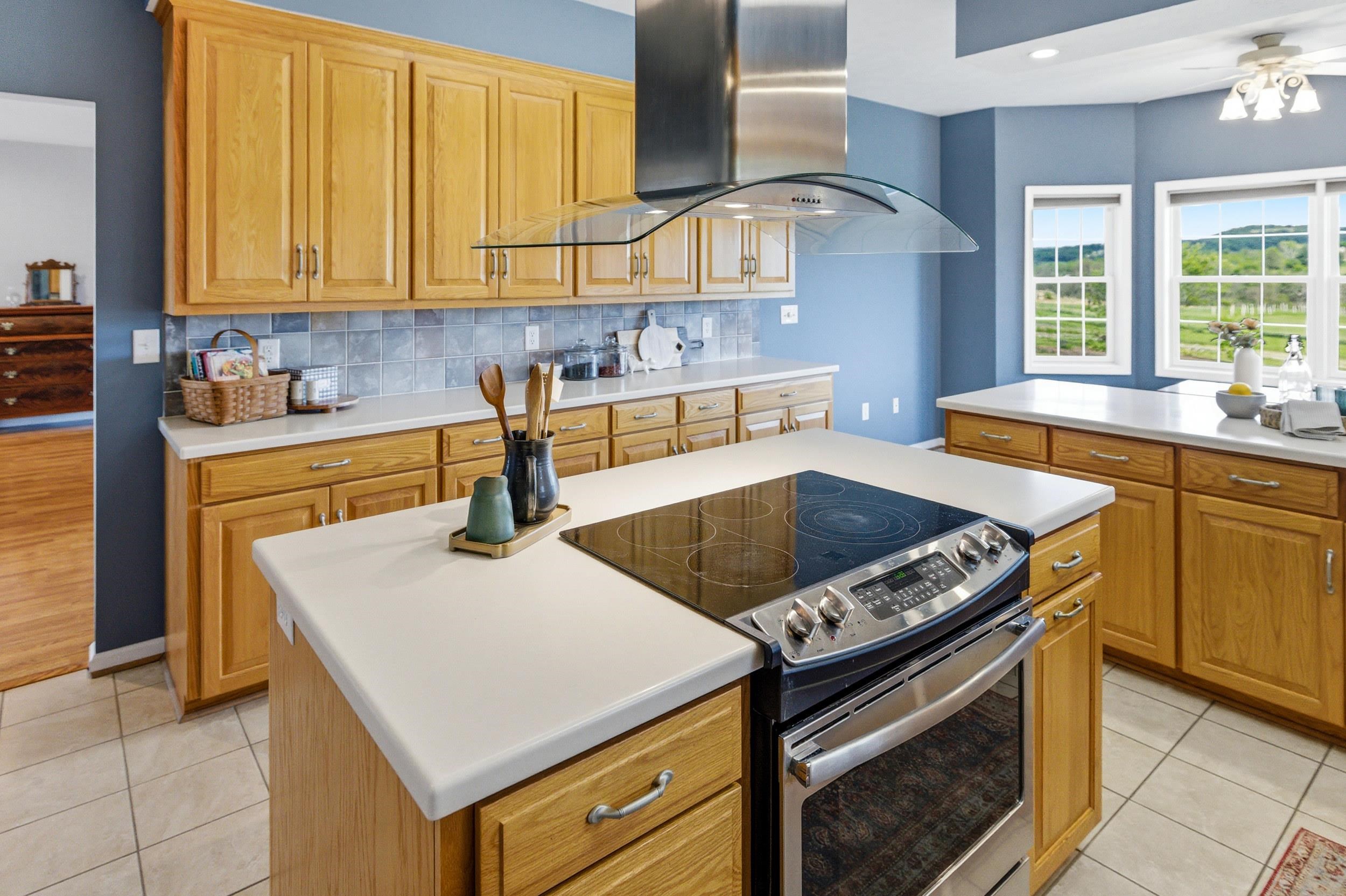 14334 S SUNSET DR, BROADWAY, Virginia 22815, 3 Bedrooms Bedrooms, ,3 BathroomsBathrooms,Residential,14334 S SUNSET DR,677328 MLS # 677328