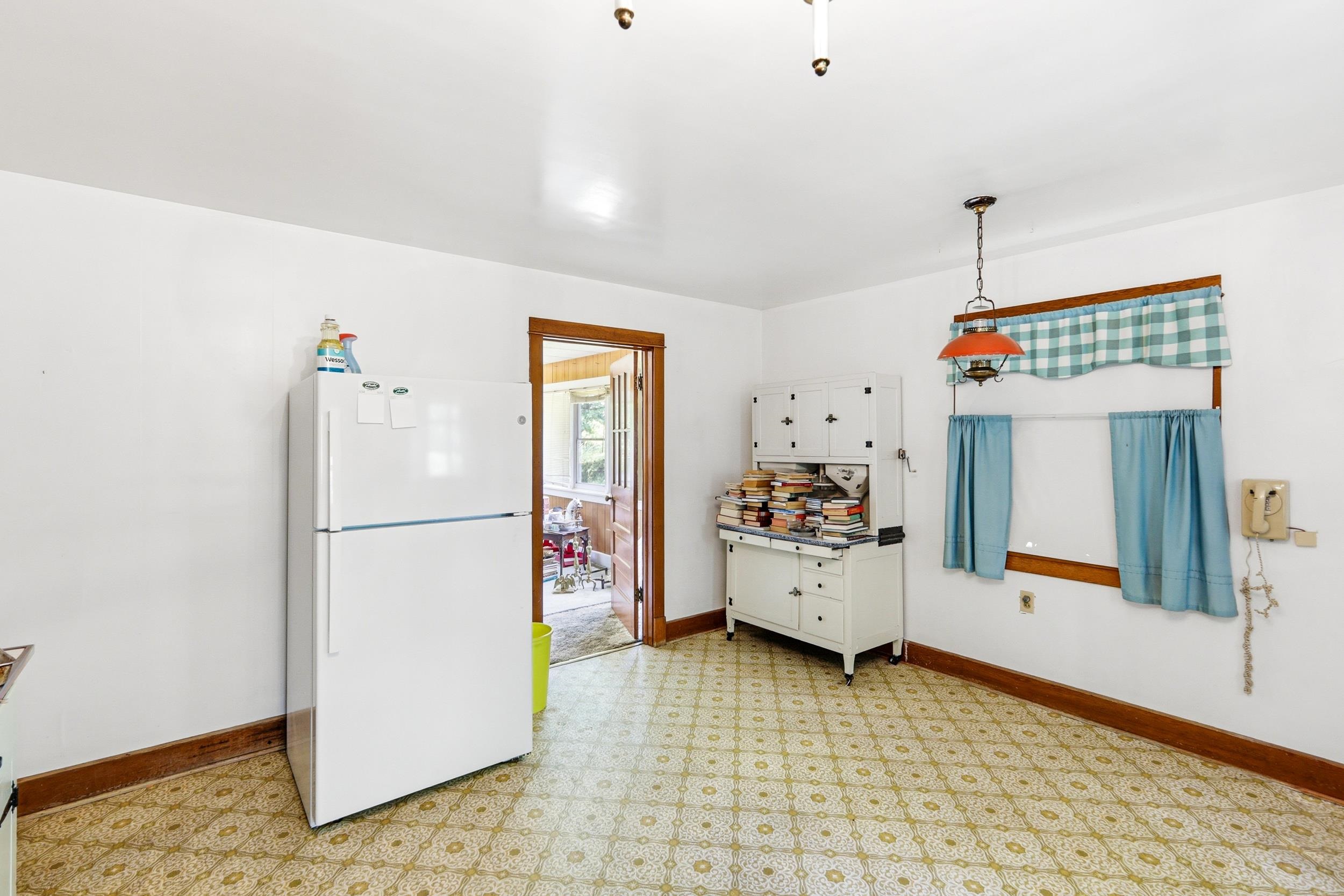 117 GROVE AVE, EDINBURG, Virginia 22824, 3 Bedrooms Bedrooms, ,1 BathroomBathrooms,Residential,117 GROVE AVE,677330 MLS # 677330 117 GROVE AVE, EDINBURG, Virginia 22824, 3 Bedrooms Bedrooms, ,1 BathroomBathrooms,Residential,117 GROVE AVE,677330 MLS # 677330